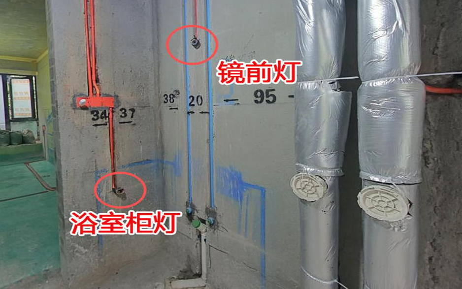 浴室柜灯、镜前灯必须预留，电动毛巾架电源也要咨询后预留。